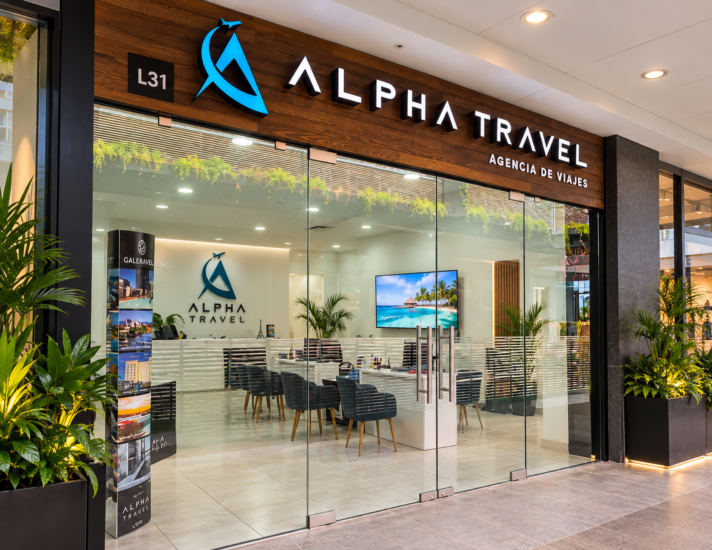 Fachada de Alpha Travel en Plaza Paseo, local 31, Oaxaca